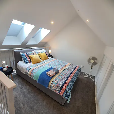 Modern Loft In Christchurch Cbd With Private Courtyard